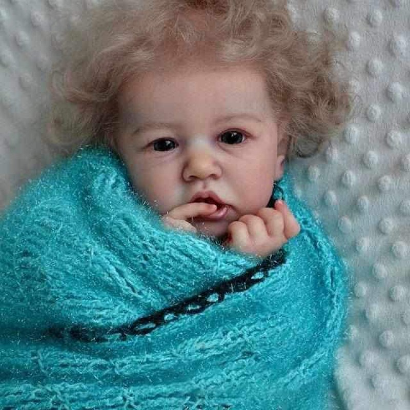 22'' Karena Realisti...